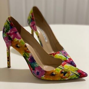 Manolo Blahnik BB Floral heels
